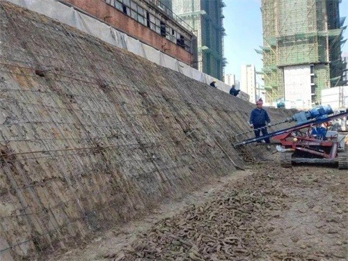 新都建筑边坡支护